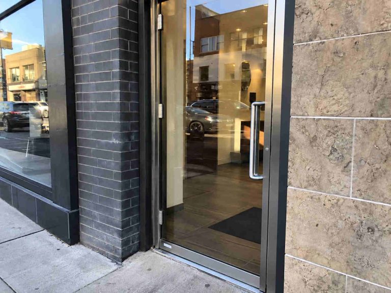 Commercial Glass Entrance Door Repair